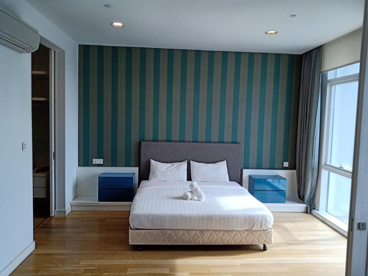 The Platinum Klcc Suites By Whitfield Kuala Lumpur Exteriör bild